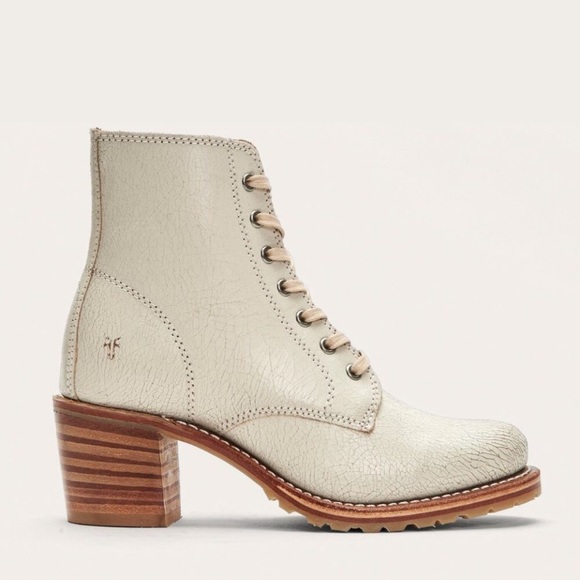 Frye Shoes - RARE Frye Sabrina 6G White Leather Retro Lace Up Combat Wood Heel Ankle Booties